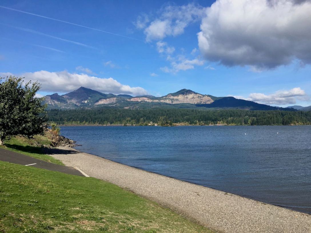 Along the Columbia River in Cascade Locks, Oregon